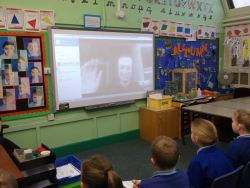 Alexander Mangold speaks to pupils at Findern Primary School