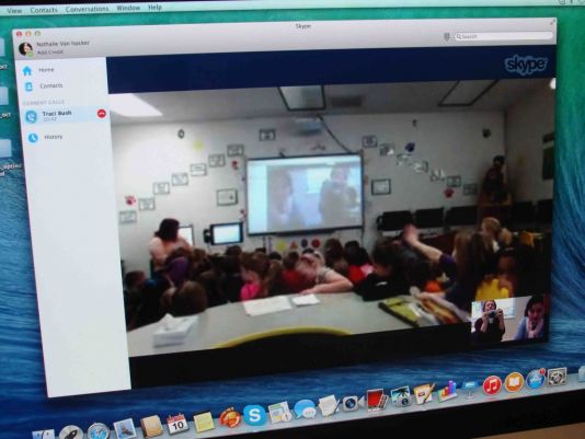 In 2015 Lincoln Elementary School contacted Professor Sneeze to learn all about the South Pole.  In March, three classes of 8 years old students joined in in the videoconference.