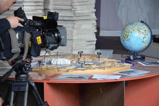 Le 22 mai, Classe Zero Emission a reçu la visite de Karrewiet. Le puzzle de l'Arctique est filmé pour l'émission.