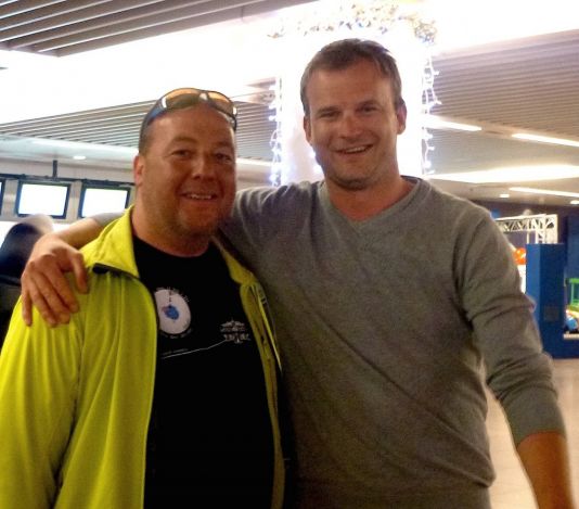 De retour en Belgique: Roger Radoux et Jan Lenaerts à l'aéroport.
