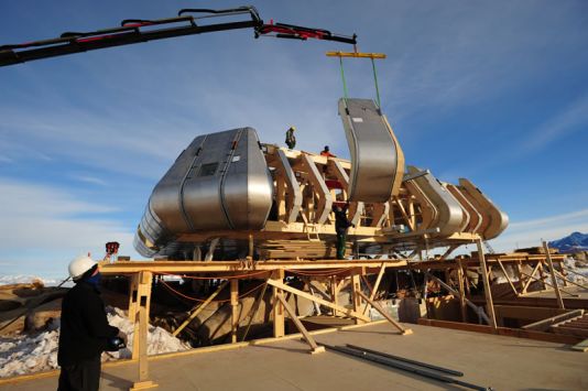 Putting into place modules 