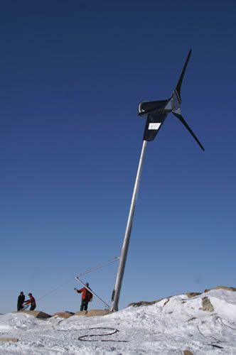 BELARE 2004: First wind turbine